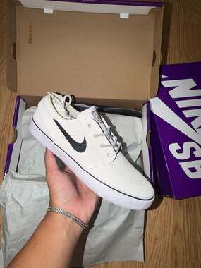 Nike SB Zoom Stefan Janoski Summit White Black SZ 8M‼️SHIP FAST‼️ FD6757-100